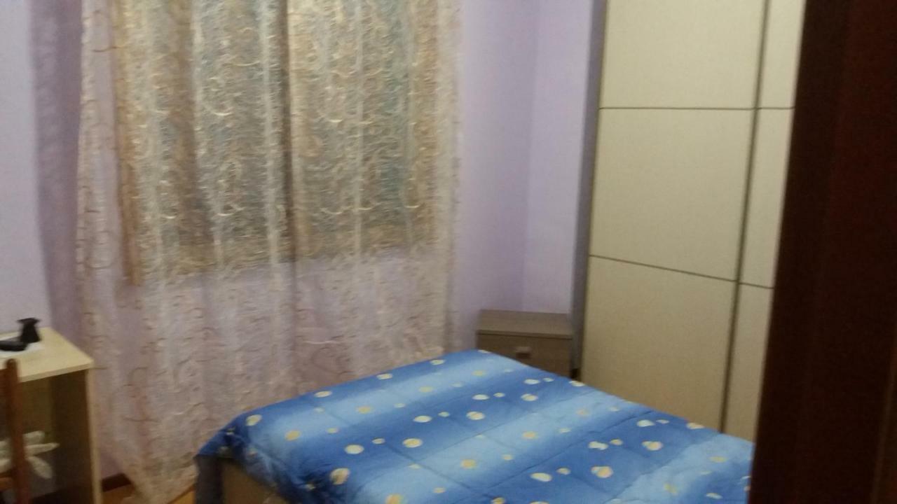 B&B Le Tre Rose Di Maria Pedara Bagian luar foto